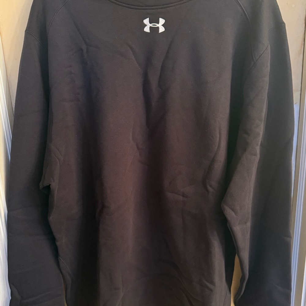 Under Armour Men's Black Sweatshirt